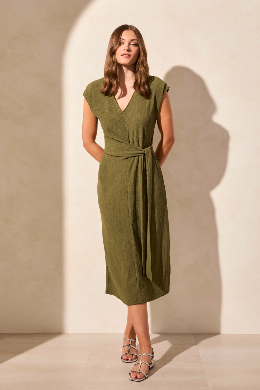 Textured Short-Sleeve Midi Dress With Front Tie