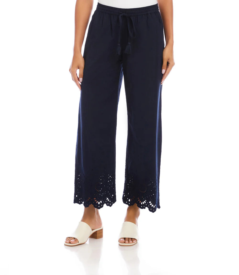Embroidered Scallop Edge Cropped Pants S26