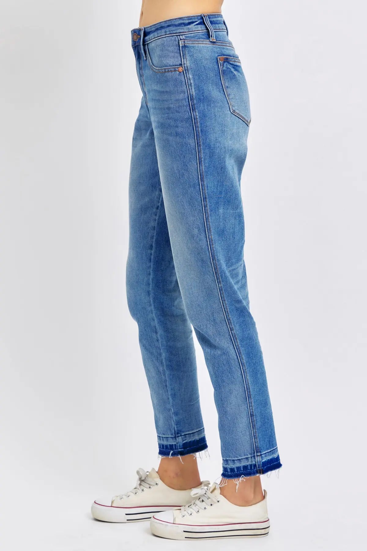 Medium Rise Boyfriend Jean