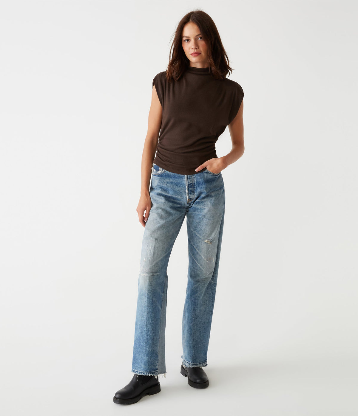 Amara Power Shoulder Tee