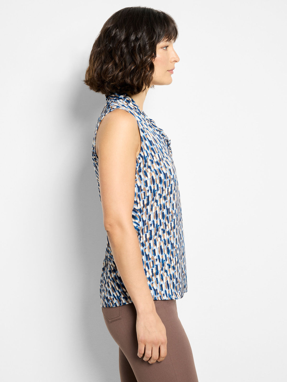 Brushstrokes Ruffle Around Top