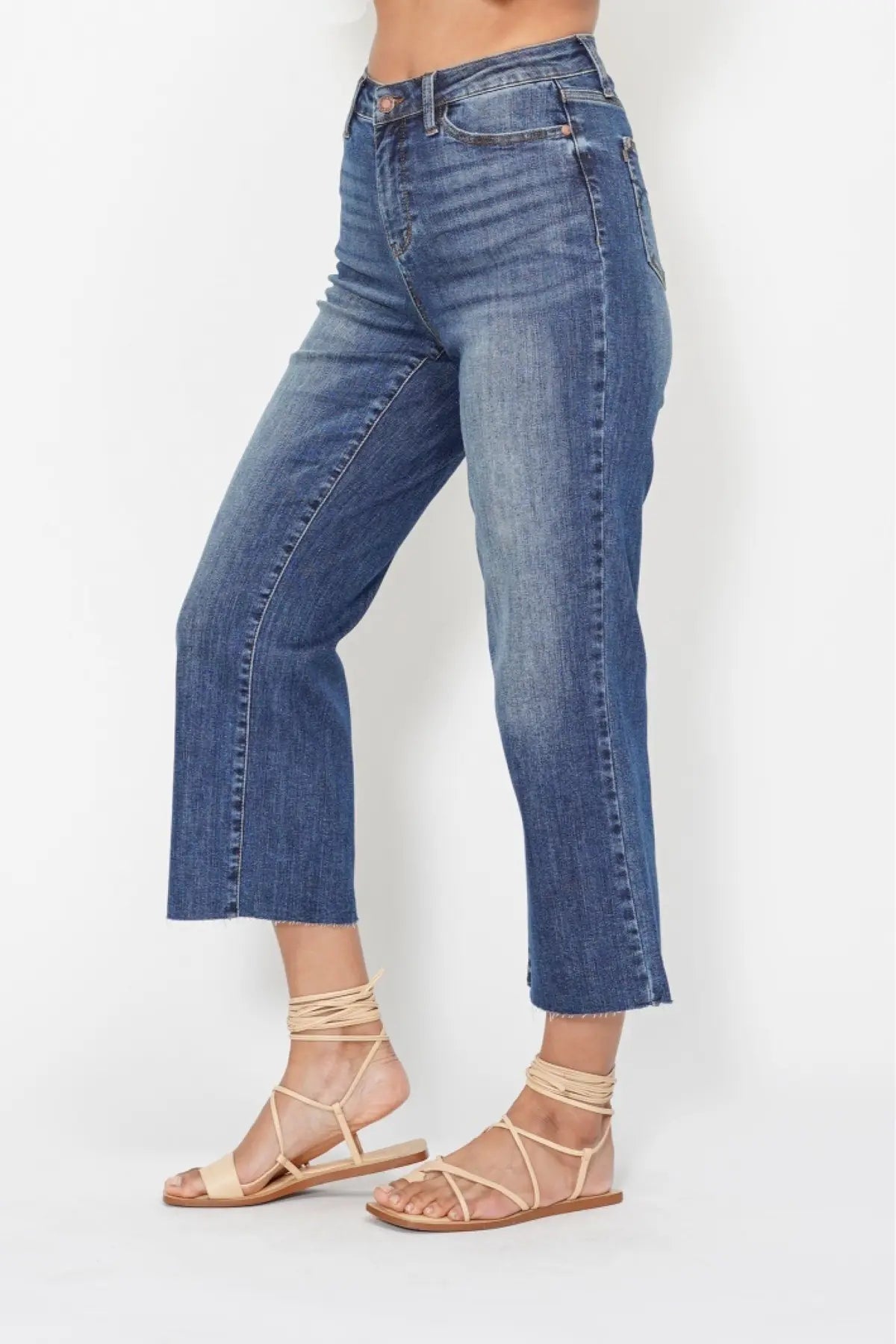 High Waisted Embroidered Pocket Jean