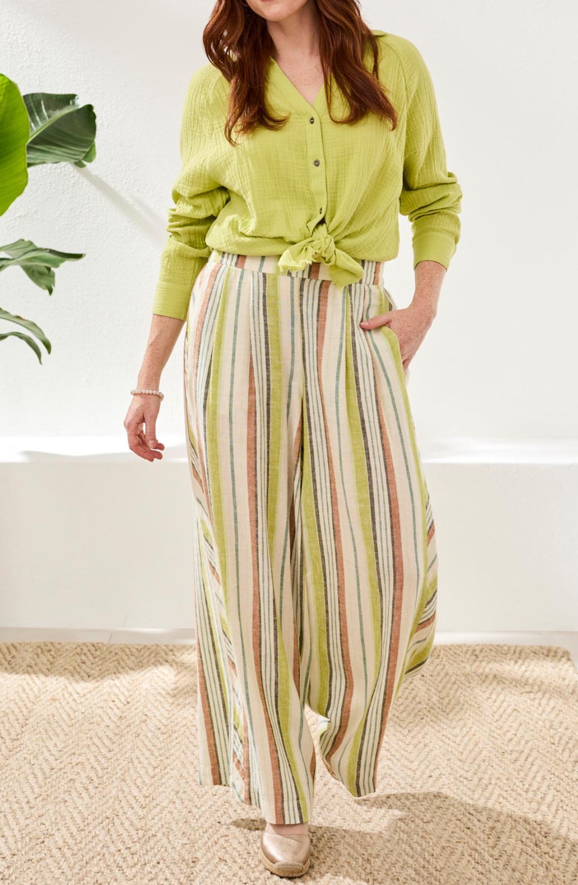 Pull on Flowy Wide Pant