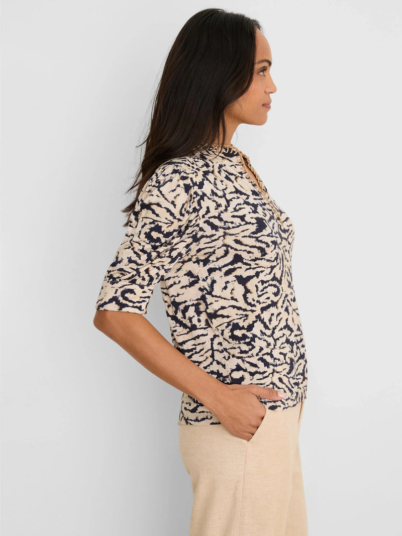 Contrast Swirl Top S26