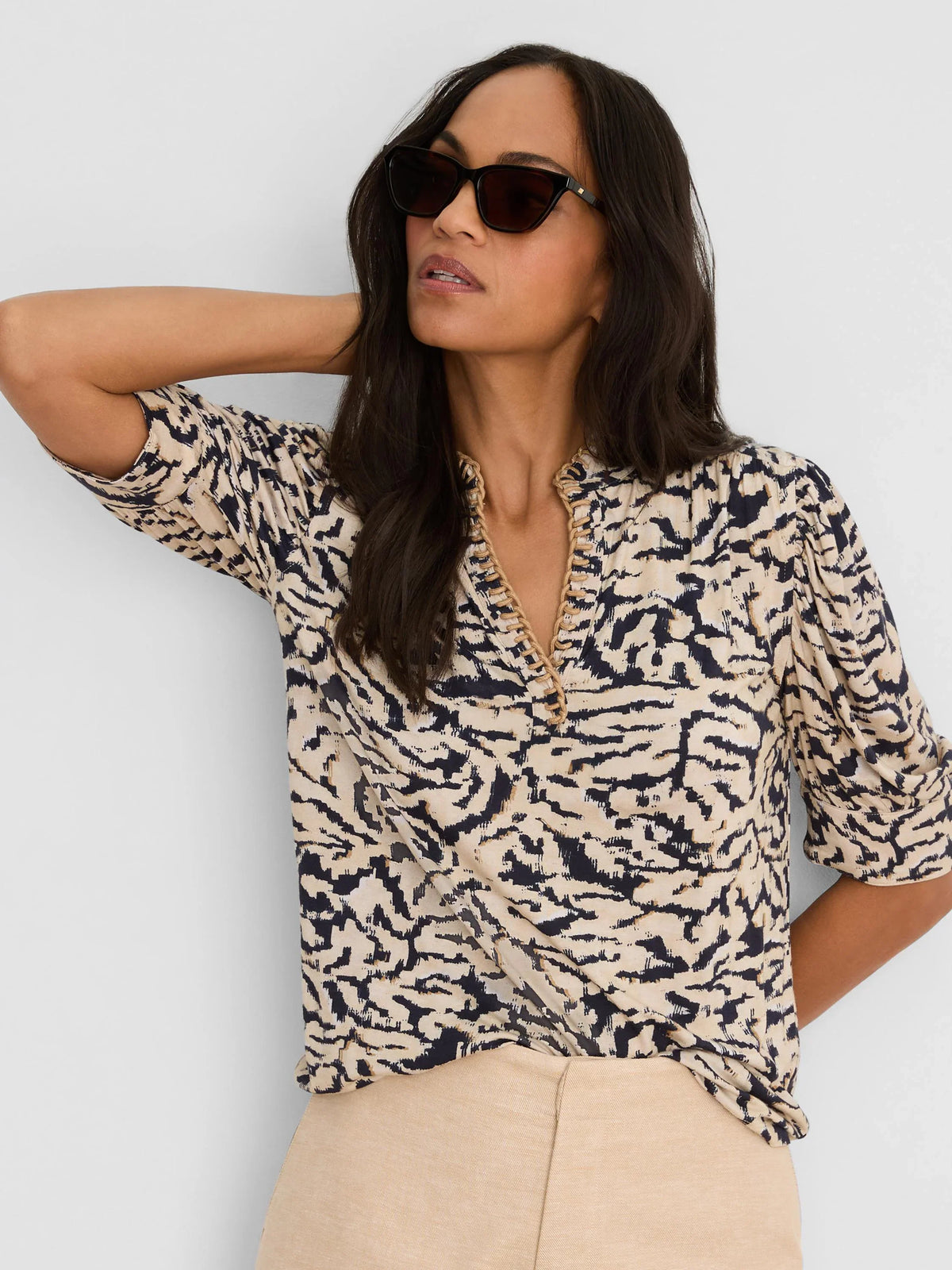 Contrast Swirl Top S26