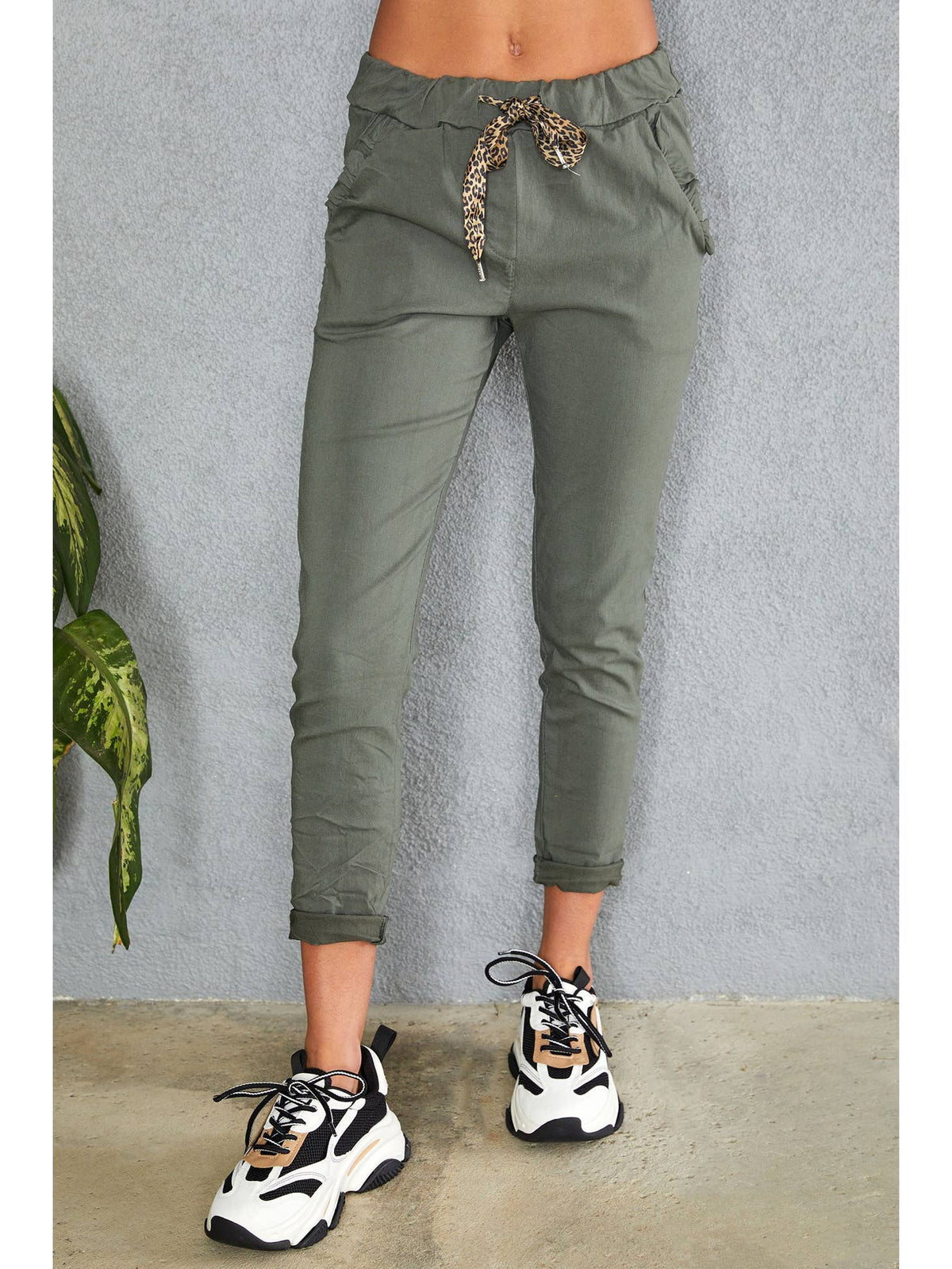 Solid Crinkle Jogger