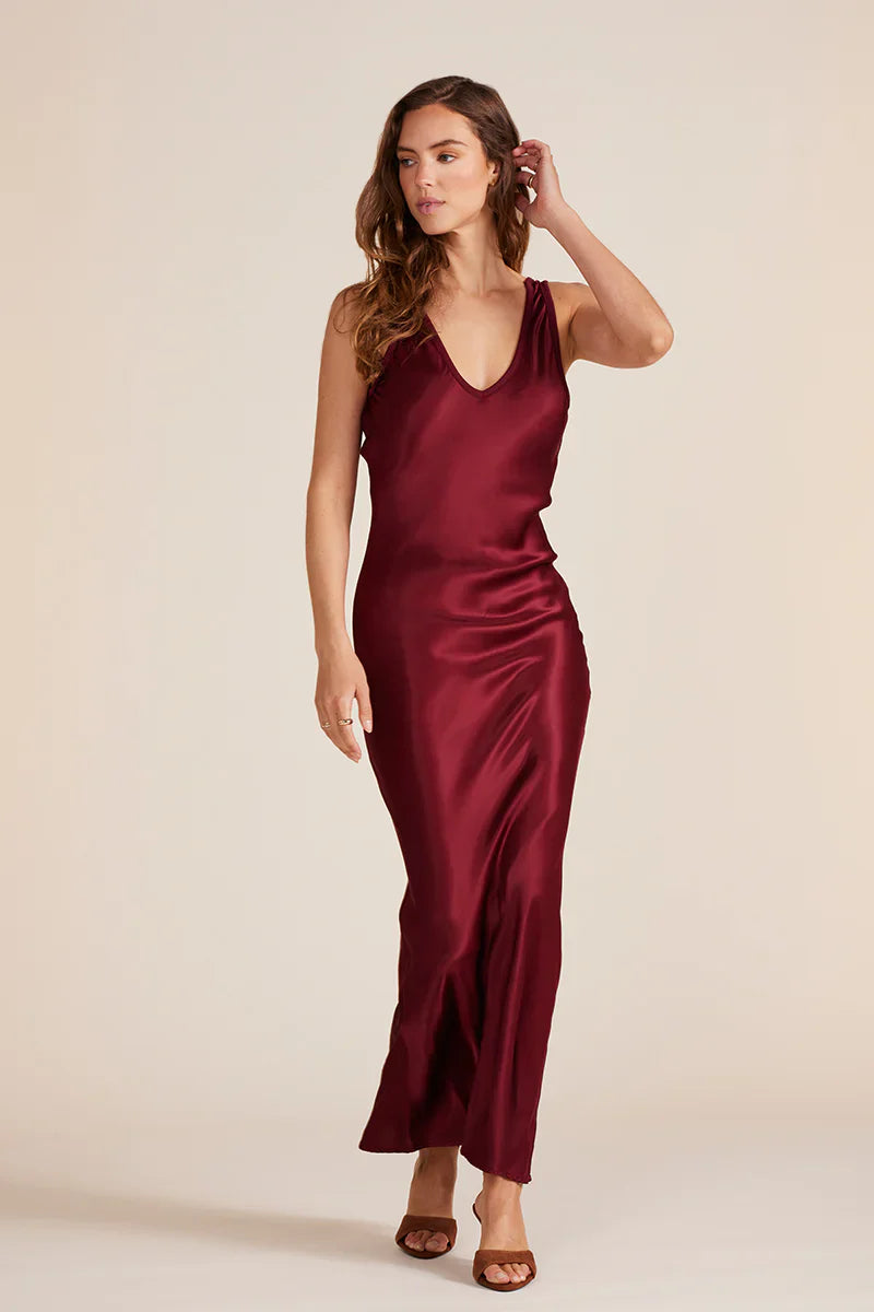 Silk V-neck Sleeveless Cut Maxi