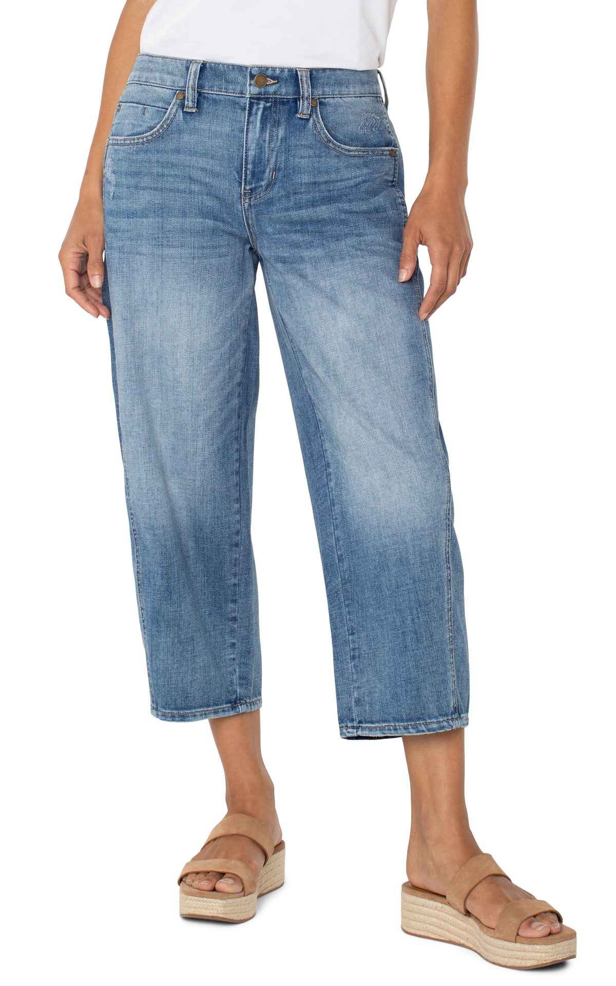 Cropped Barrel Jean